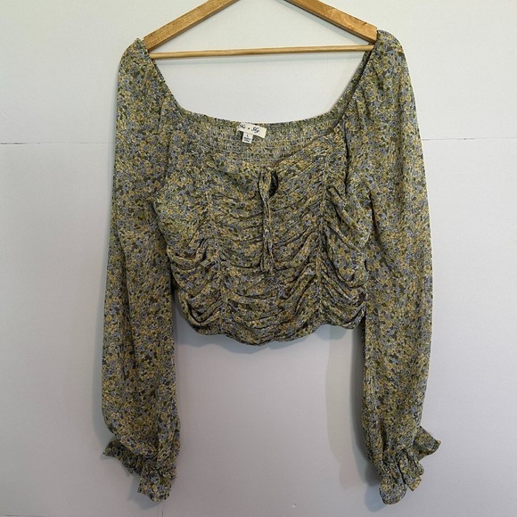 She + Sky Tops - She + Sky Floral Crop Top Womens Large Green Blue Smocked Ruched Long Sleeve